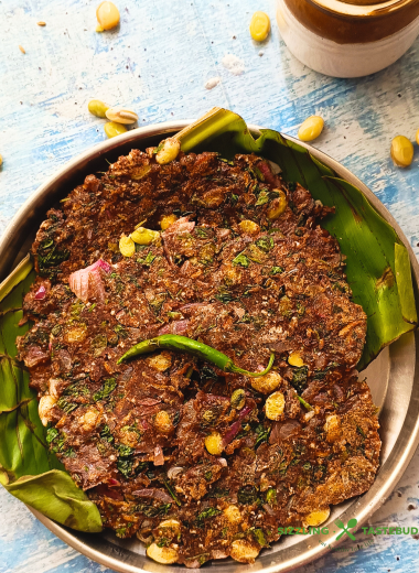 Ragi Rotti or Finger Millet Roti is a rustic flatbread made in Karnataka cuisine with millets, basic spices and veggies. Served with yogurt or pickle for breakfast or brunch.