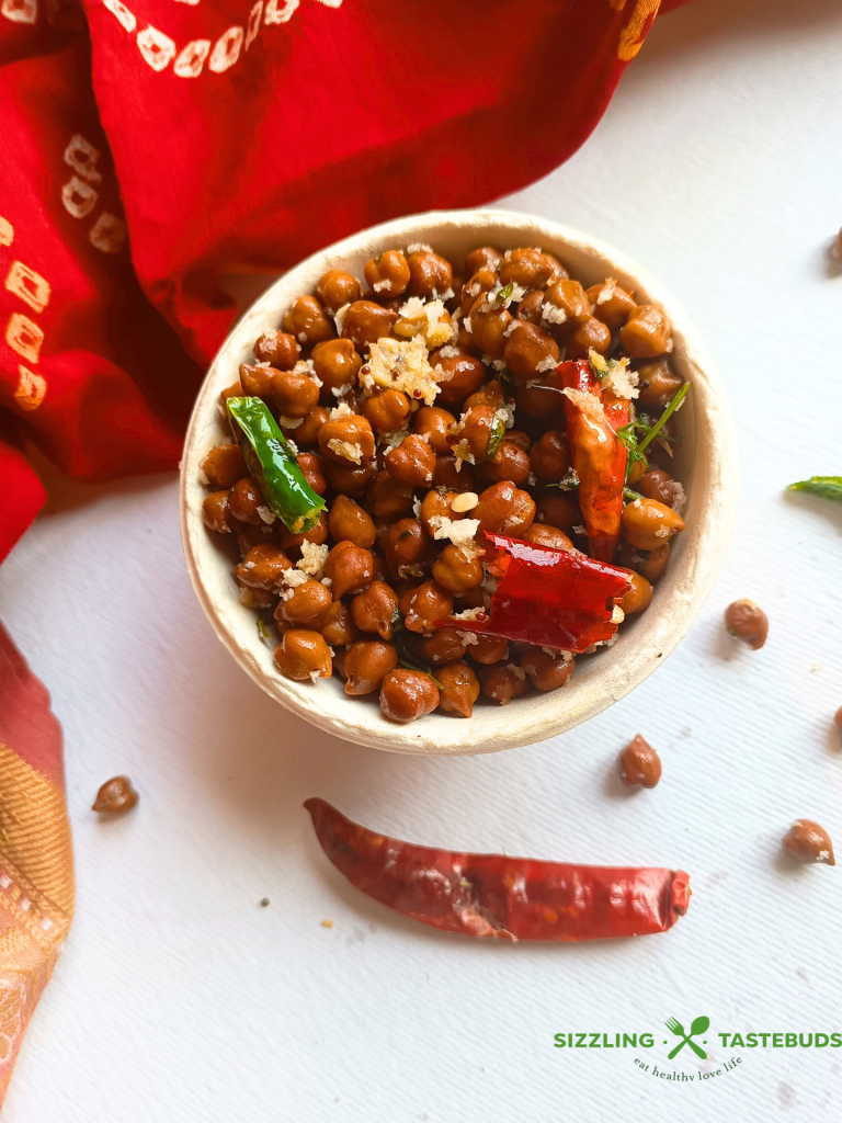 Konda Kadalai Sundal or Chickpeas Sundal is a South Indian offering for Navratri festival made with black chickpeas and basic pantry spices.