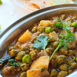 Aloo Choliya | Fresh Green Chickpeas Gravy | Sides for Roti