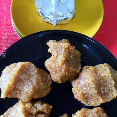 Sweet Aval Pidi Kozhukattai or South Indian steamed sweet dumplings is a healthy snack made with flattened rice, jaggery and Coconut