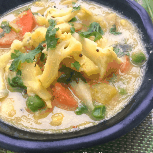 Railway Style Aloo Bhaji | Train Waali Alu Ki Sabji